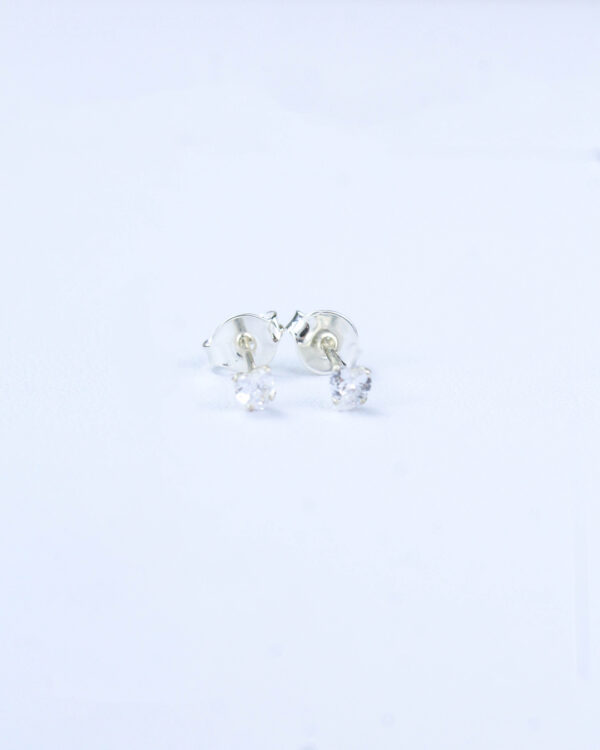 Brinco Coração 3 mm em Cravação Simples