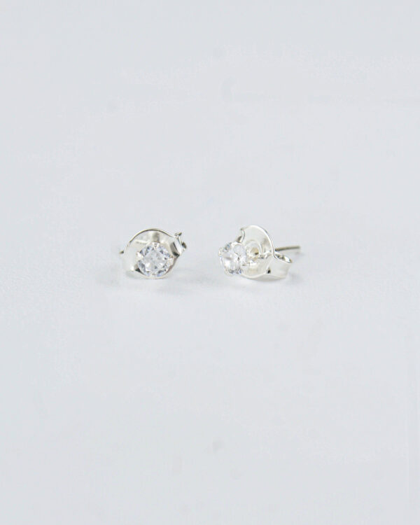 Brinco Redondo 3 mm em Cravação Simples