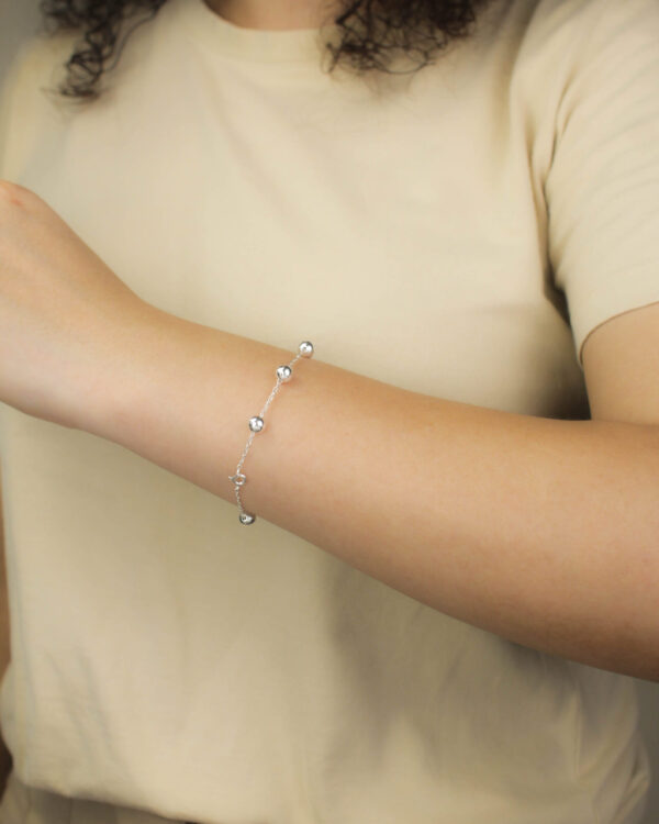 Pulseira de Bolinha (com 7 bolinhas)